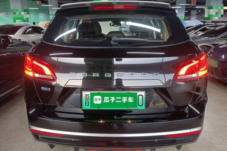 宝沃BXi7 2018款 四驱精英型车身外观6