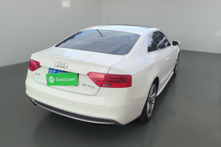 奥迪A5 2016款 Coupe 45 TFSI 进取型车身外观7