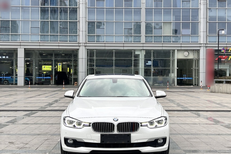 宝马3系 2019款 320Li 时尚型车身外观6004