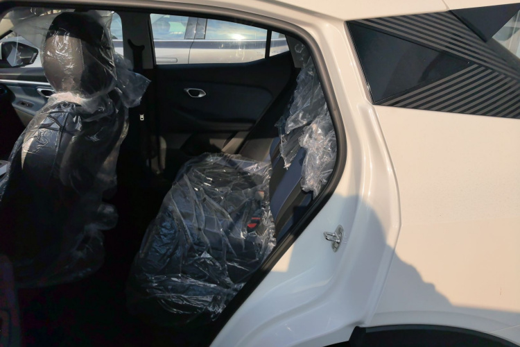 广汽传祺 传祺GS3 2023款 影速 270T 劲享版中控内饰7005