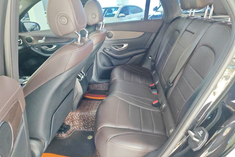 奔驰GLC 2018款 GLC 200 4MATIC中控内饰21