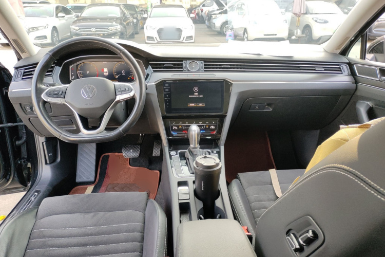 大众 迈腾 2020款 330TSI DSG 豪华型中控内饰7002