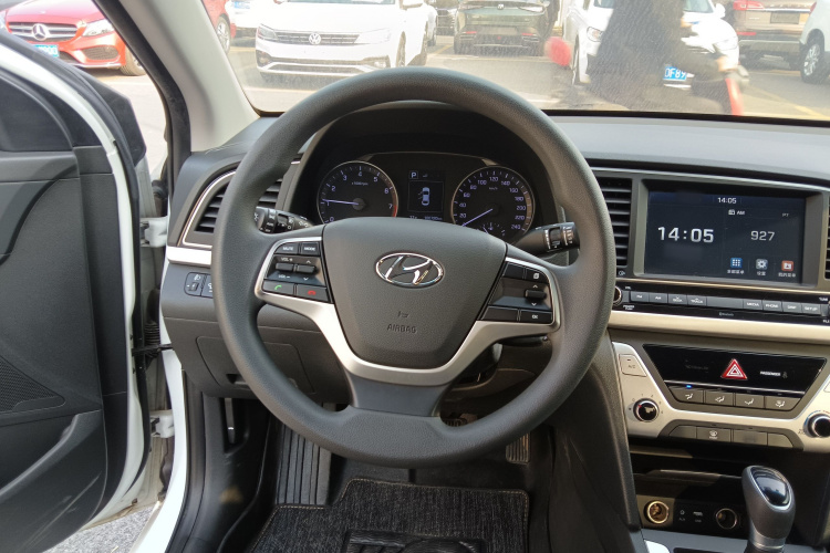 现代 领动 2016款 1.6L 自动智炫·精英型局部细节13