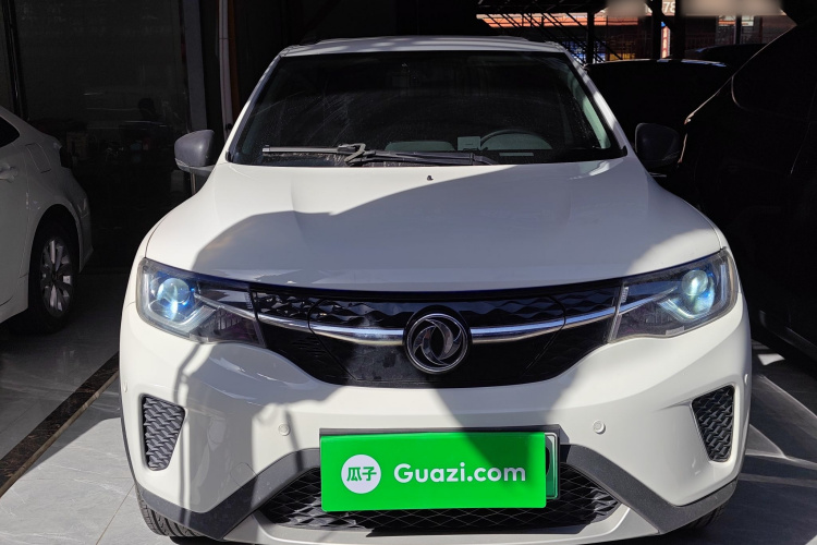 东风纳米EX1 2022款 PRO 悦世型车身外观2