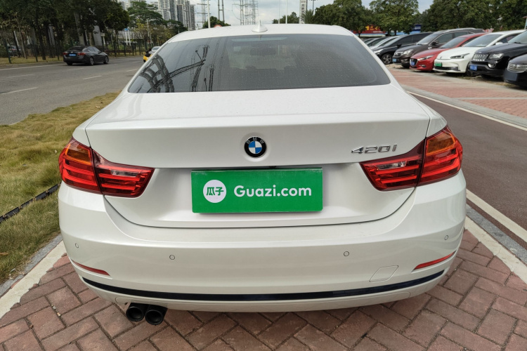 宝马4系 2016款 420i 设计套装型车身外观6