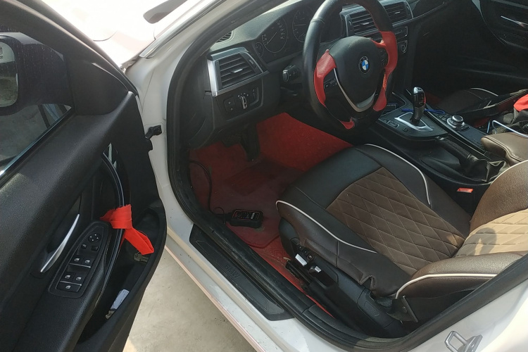 宝马3系 2016款 320Li 时尚型中控内饰20