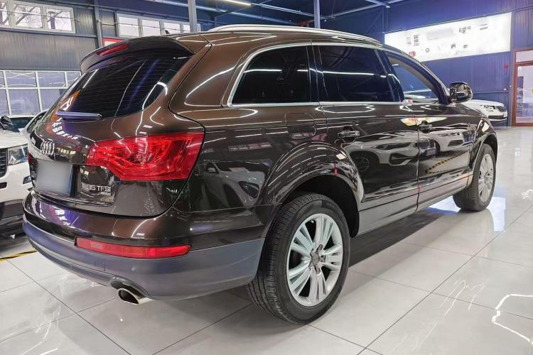 奥迪Q7 2013款 35 TFSI 进取型车身外观6005