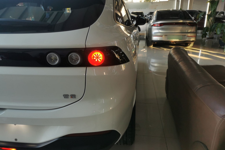 东风风行 风行雷霆 2024款 410+车身外观6006