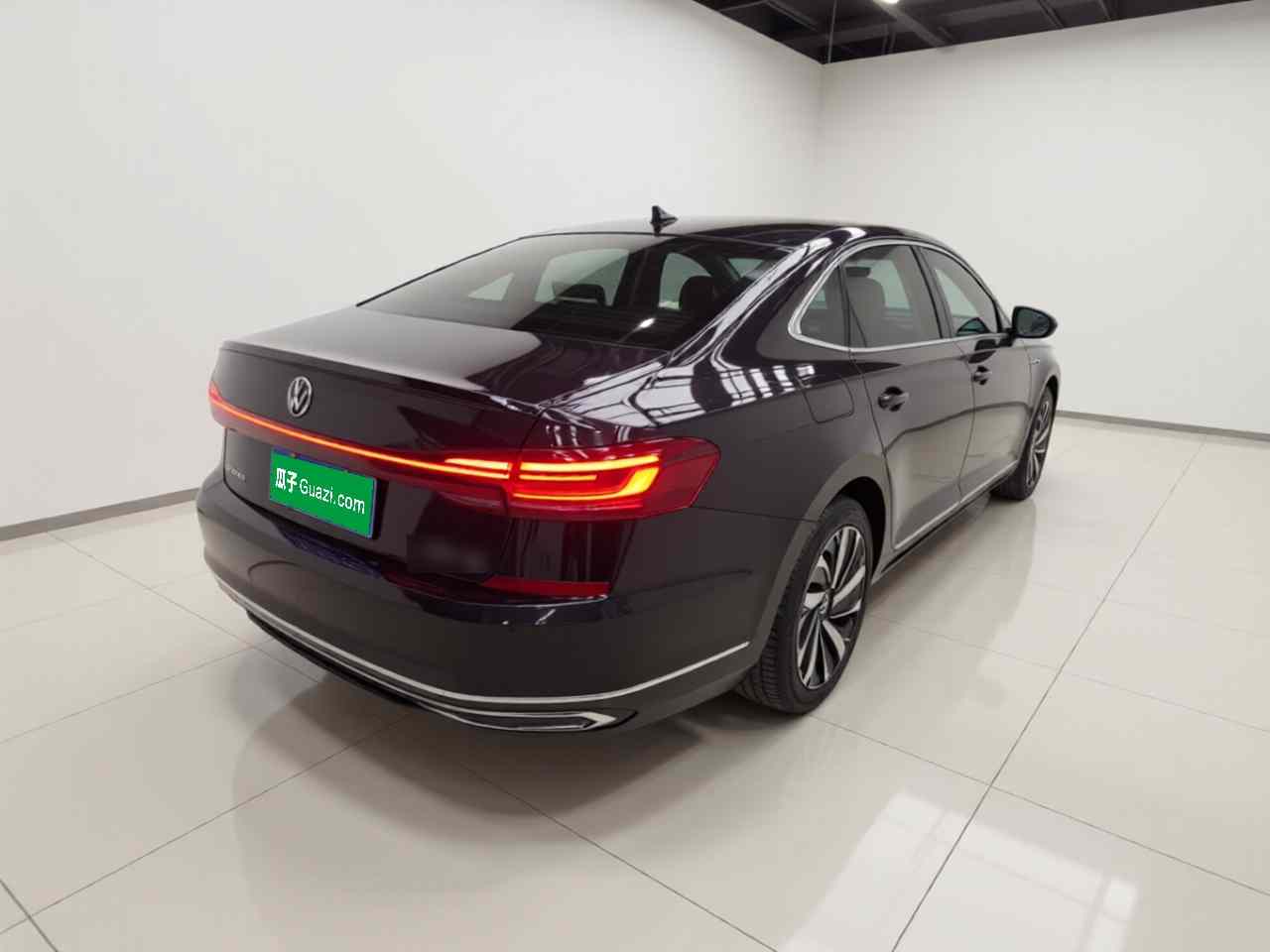 大众 帕萨特 2025款 出众款 380TSI 龙耀版(5)