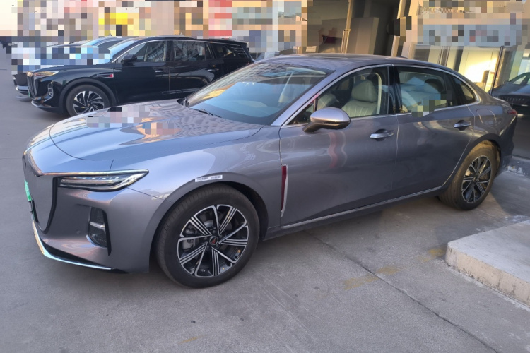 红旗H5 PHEV 2025款 170 超混版车身外观4