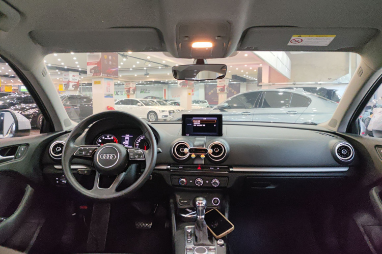 奥迪A3 2020款 Limousine 35 TFSI 进取型 国VI中控内饰7002