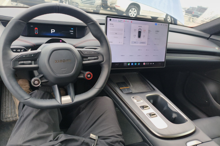 小米汽车 小米SU7 2024款 后驱长续航智驾版中控内饰7002