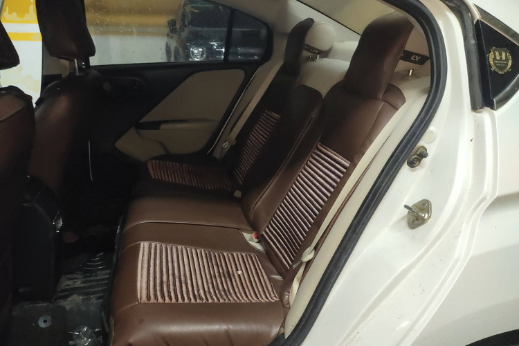 本田 哥瑞 2016款 1.5L 手动经典版中控内饰21