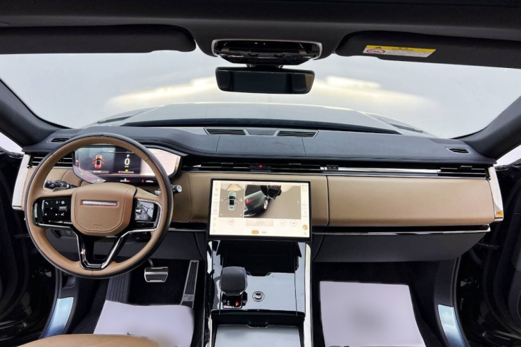 路虎 揽胜运动版 2024款 400PS Dynamic SE中控内饰7002