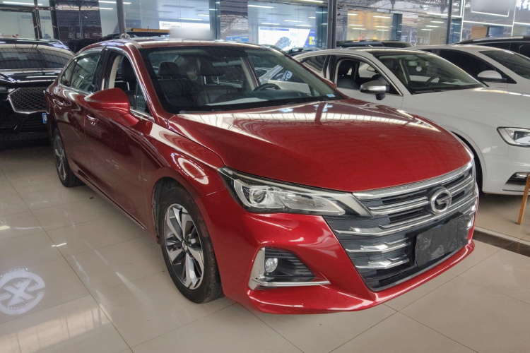 广汽传祺 传祺GA6 2019款 270T 自动豪华版车身外观3