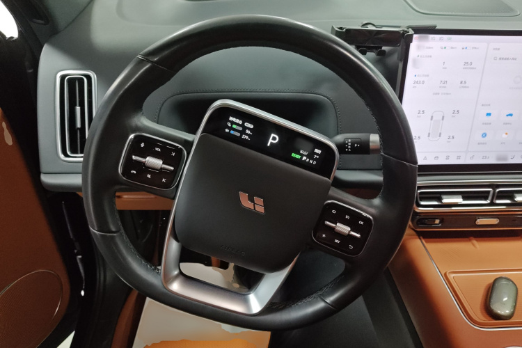 理想汽车 理想L7 2023款 Air中控内饰13