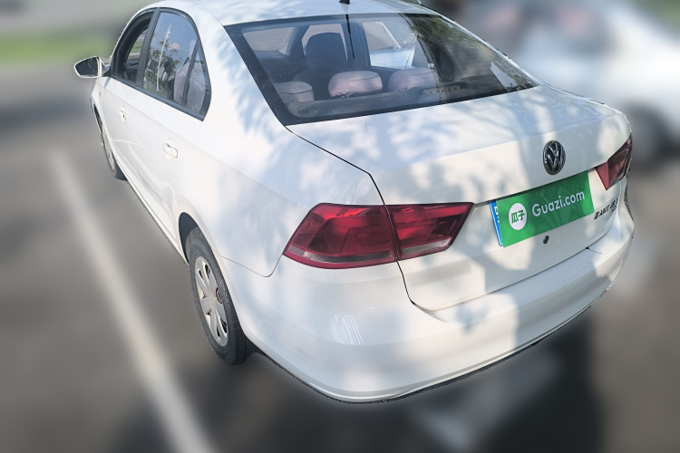 大众 桑塔纳 2015款 1.6L 手动风尚版车身外观6003