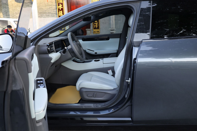 零跑汽车 零跑C01 2023款 525舒享版中控内饰7003