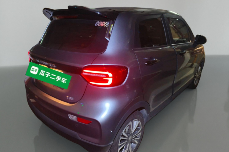 零跑汽车 零跑T03 2021款 400豪华版车身外观7