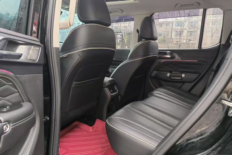 坦克300 2021款 越野版 2.0T 征服者中控内饰7003