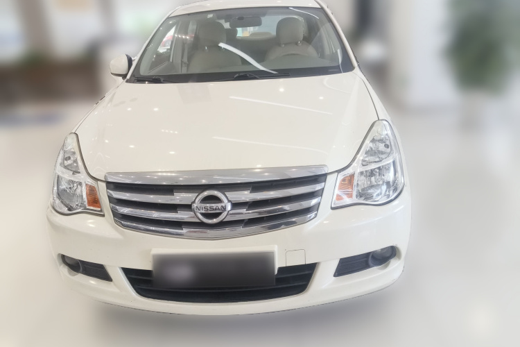 日产 轩逸 2018款 经典 1.6XE CVT舒适版车身外观2