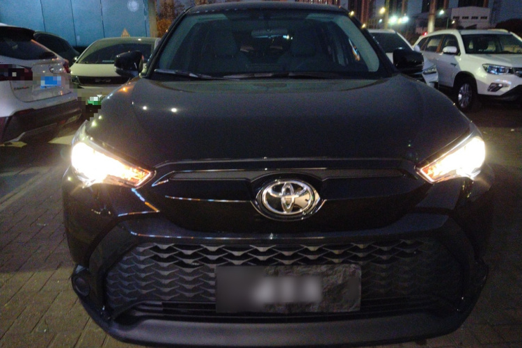 丰田 锋兰达 2023款 2.0L CVT精英版车身外观2