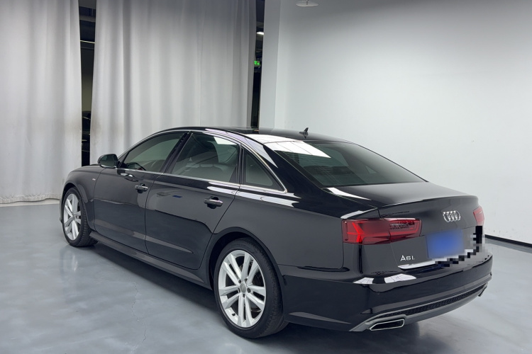 奥迪A6L 2018款 30 FSI 典藏版车身外观6006