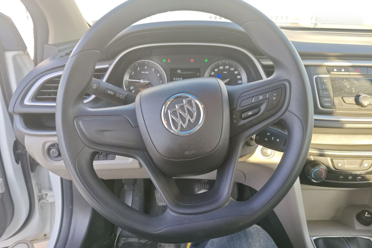 别克 英朗 2015款 15N 手动精英型局部细节13