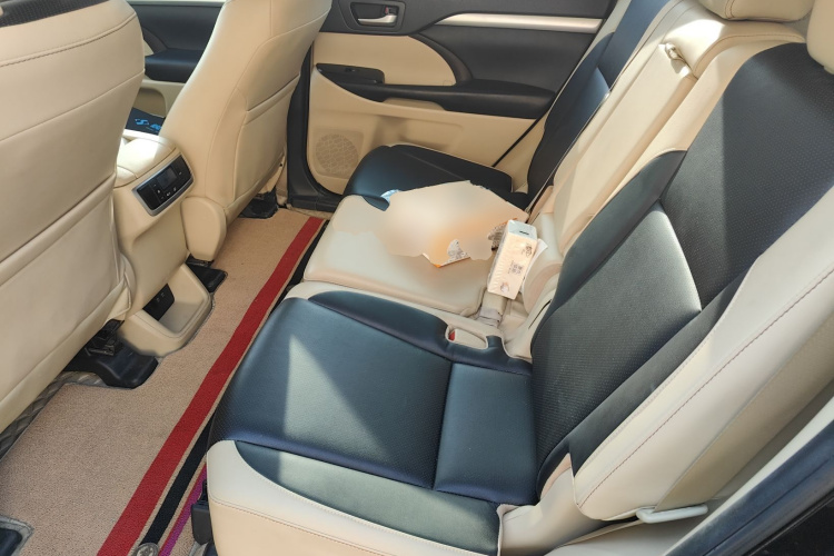 丰田 汉兰达 2021款 2.0T 两驱精英版 5座中控内饰21