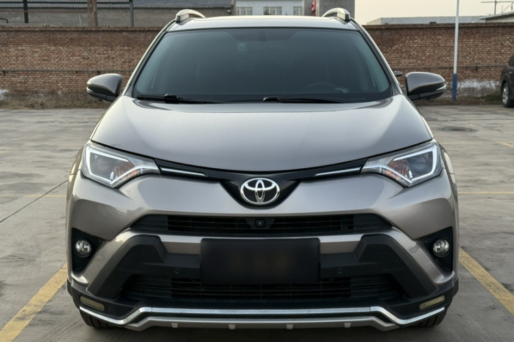 丰田 RAV4荣放 2016款 2.0L CVT两驱风尚版 国V车身外观6005