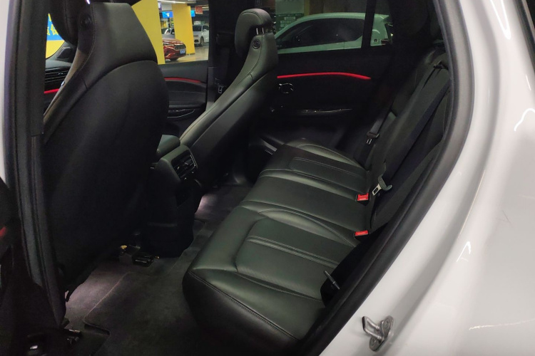 蔚来ES6 2020款 610KM 性能版中控内饰21