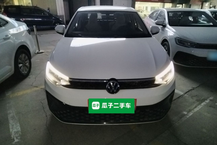 大众 朗逸 2023款 新锐 1.5L 自动新逸版车身外观2