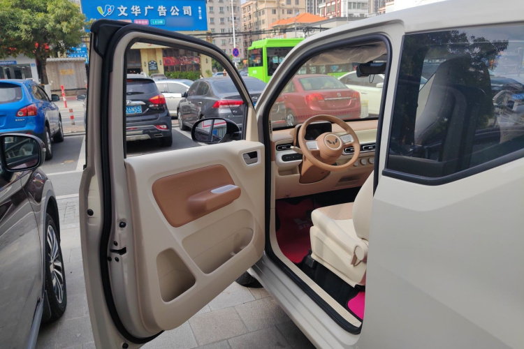 五菱汽车 宏光MINIEV 2024款 第三代 215km 青春版中控内饰20