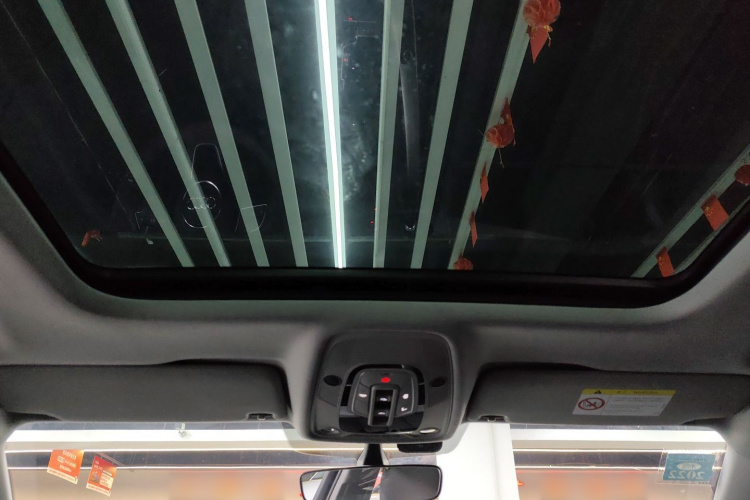 奥迪A4L 2020款 40 TFSI 时尚致雅型中控内饰22