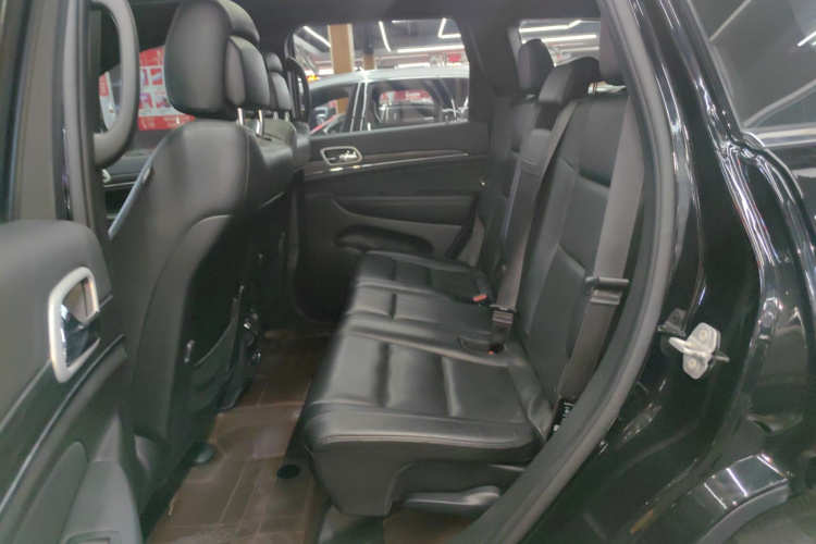 Jeep 大切诺基(进口) 2021款 3.0L 80周年纪念版中控内饰21