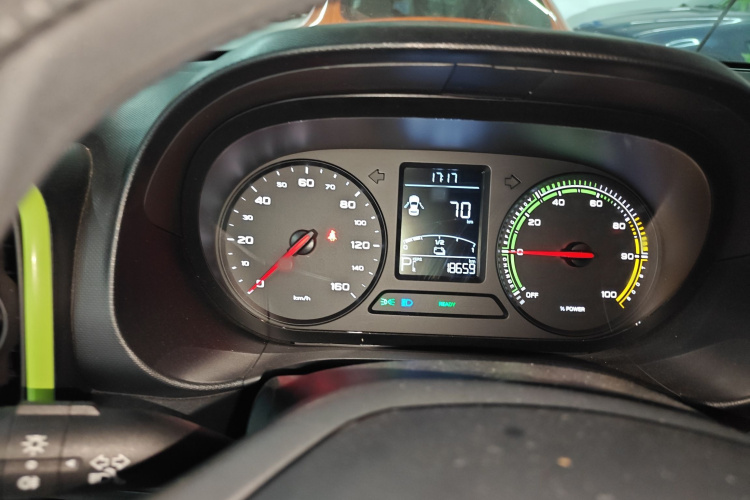 荣威 科莱威CLEVER 2021款 302km新四座超能版局部细节14