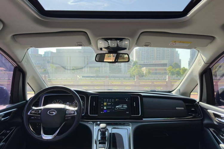 广汽传祺 传祺M8 2021款 大师系列 390T 尊贵版中控内饰7002