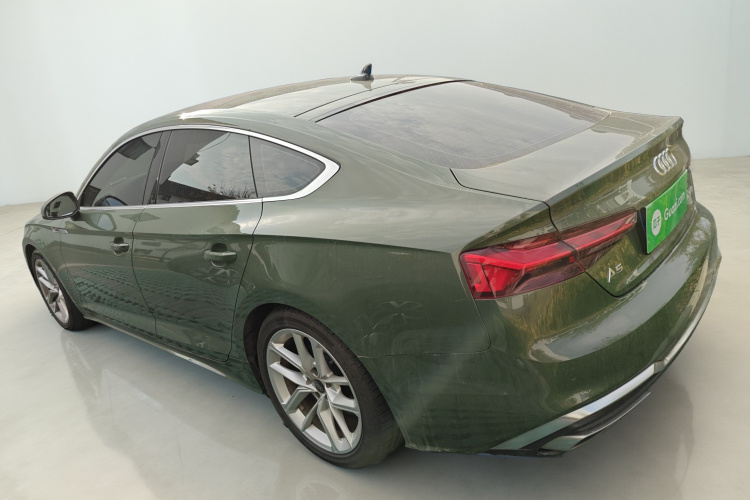 奥迪A5 2023款 Sportback 40 TFSI 时尚动感型车身外观5