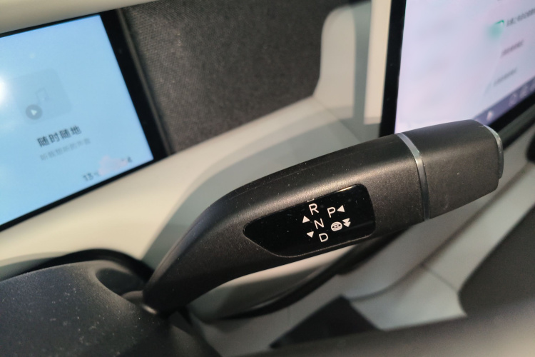 小鹏G6 2023款 580 长续航 Pro局部细节18