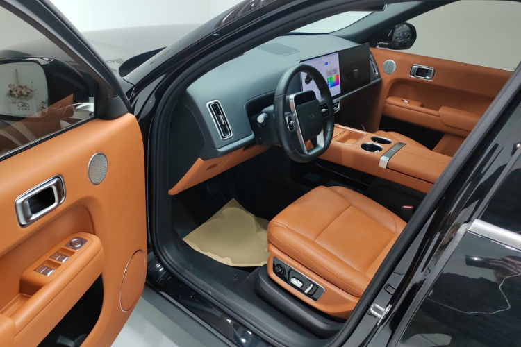 理想汽车 理想L9 2023款 Pro中控内饰20