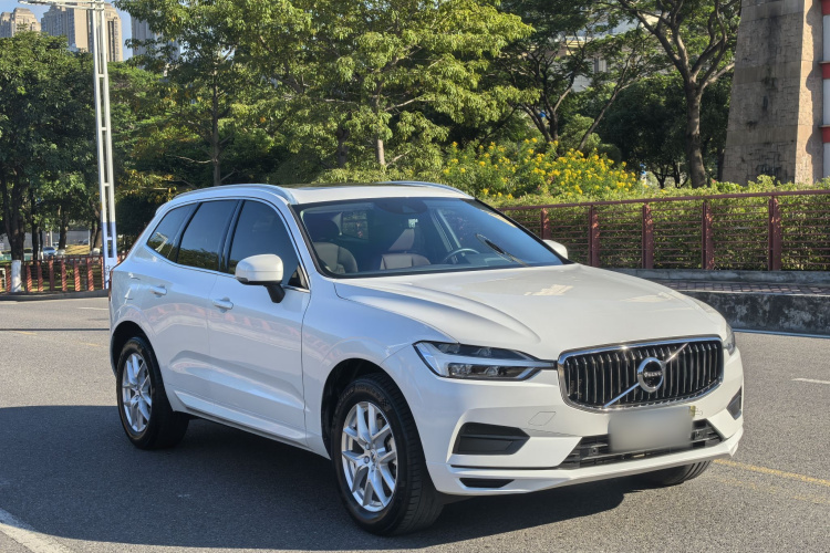 沃尔沃XC60 2019款 T5 四驱智逸版 国VI车身外观6002