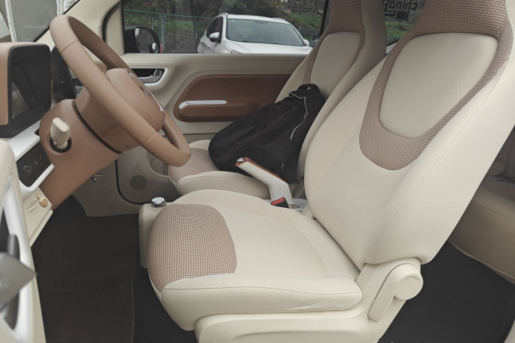 五菱汽车 宏光MINIEV 2024款 第三代 215km 青春版中控内饰19