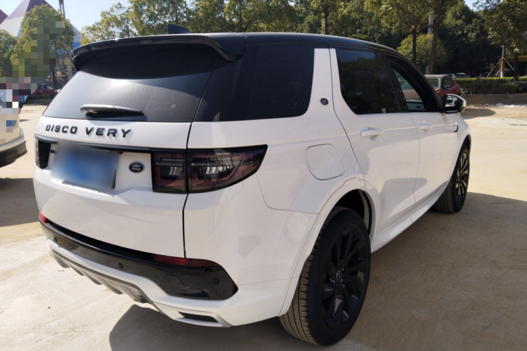 路虎 发现运动版 2022款 改款 249PS R-Dynamic S 性能版 5座车身外观7