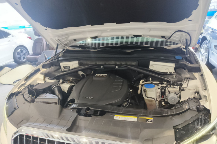 奥迪Q5 2017款 Plus 40 TFSI 技术型局部细节24