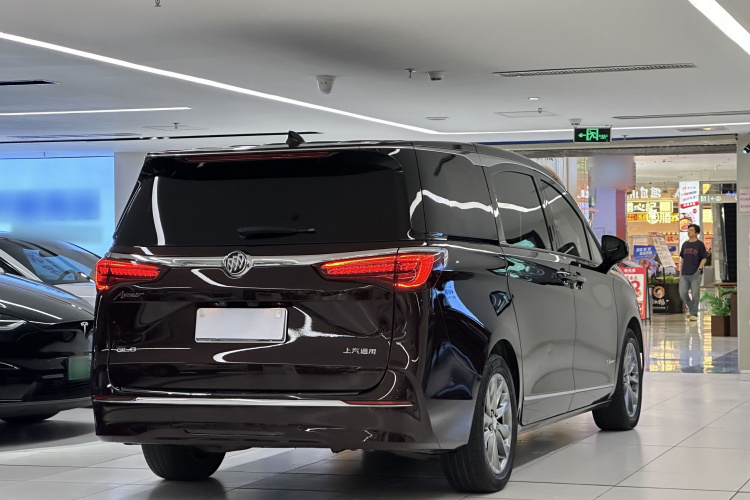 别克GL8 2020款 Avenir艾维亚 六座贤礼版车身外观6003