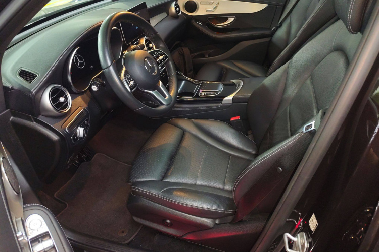 奔驰GLC 2020款 改款 GLC 260 L 4MATIC 动感型局部细节19