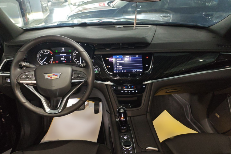 凯迪拉克XT6 2021款 2.0T 六座两驱豪华型中控内饰12