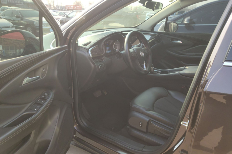 别克 昂科威 2020款 20T 两驱领先型中控内饰20