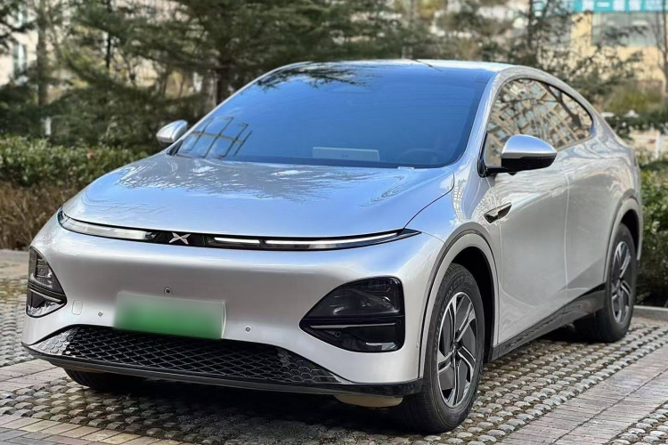 小鹏G6 2023款 580 长续航 Pro车身外观4