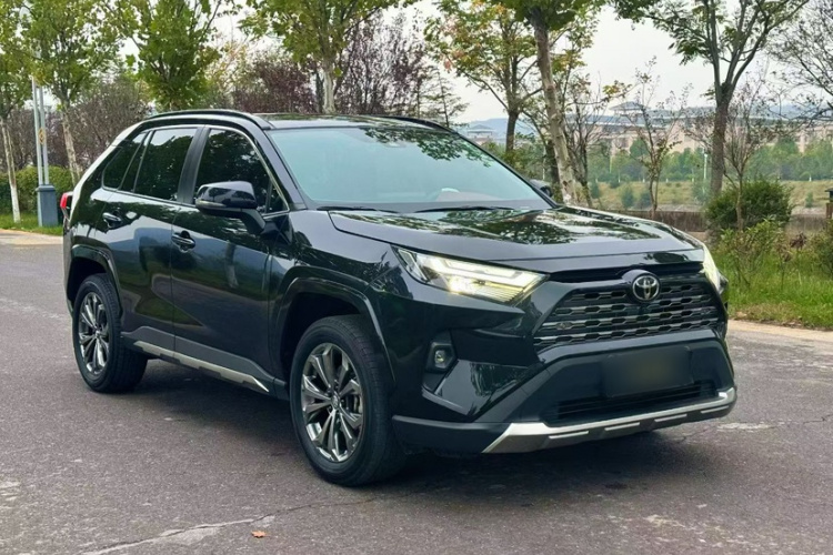 丰田 RAV4荣放 2024款 2.0L CVT两驱风尚Plus版车身外观6007
